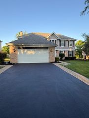 1465 Polo Drive, Bartlett, IL 60103