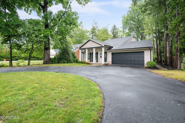 3986 W Bancroft Street, Ottawa Hills, OH 43606