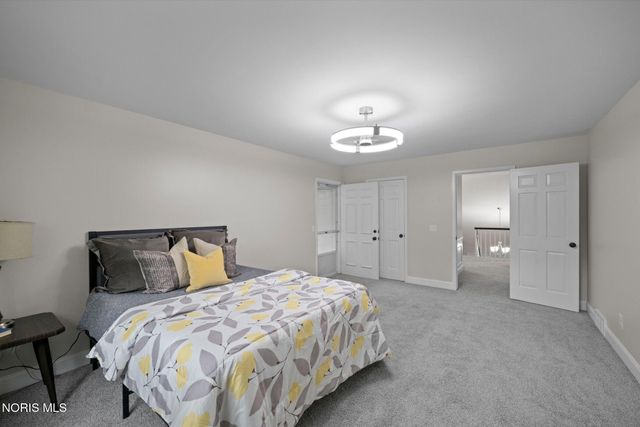 3986 W Bancroft Street, Ottawa Hills, OH 43606