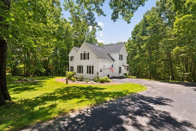 14 Whittier Drive, Bow, NH 03304