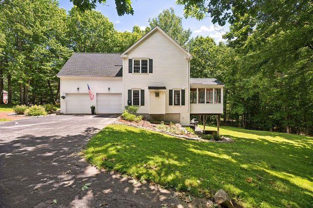 14 Whittier Drive, Bow, NH 03304