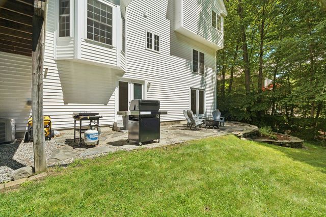 14 Whittier Drive, Bow, NH 03304