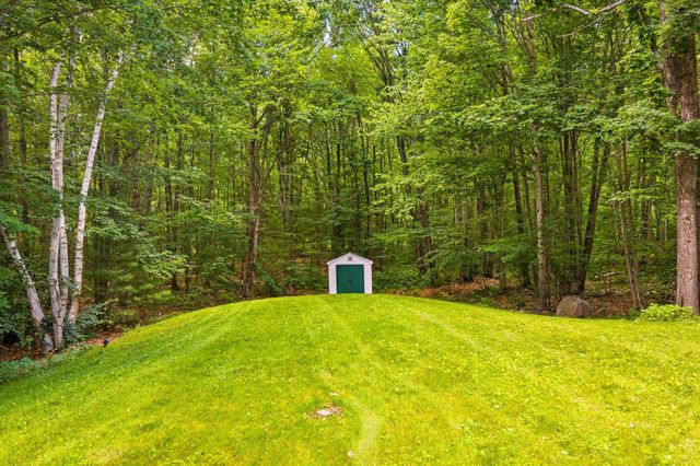 14 Whittier Drive, Bow, NH 03304