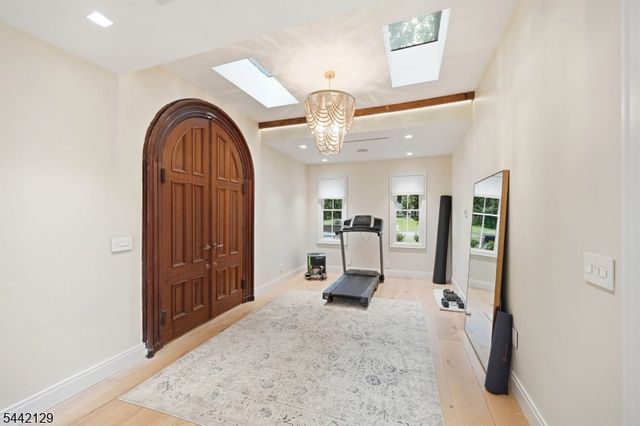 54 E Main St, Mendham Boro, NJ 07945