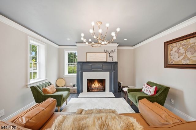 54 E Main St, Mendham Boro, NJ 07945