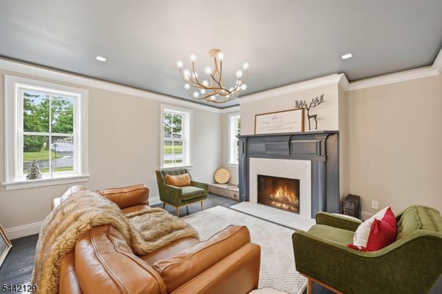 54 E Main St, Mendham Boro, NJ 07945