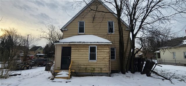 6639 Ovington, Cleveland, OH 44127