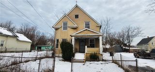 6639 Ovington, Cleveland, OH 44127