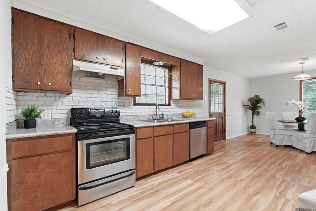 42300 Cannon Rd, Gonzales, LA 70737