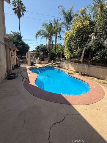 15055 Nottingham Way, Lake Elsinore, CA 92530