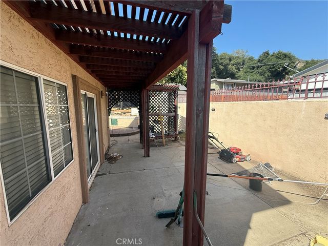 15055 Nottingham Way, Lake Elsinore, CA 92530
