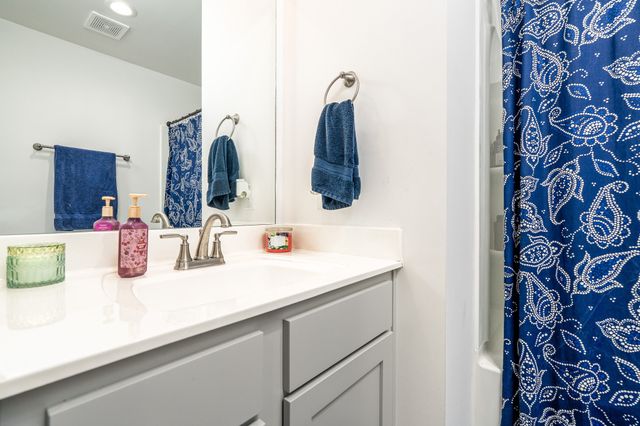 301 22nd Avenue, E, Springfield, TN 37172