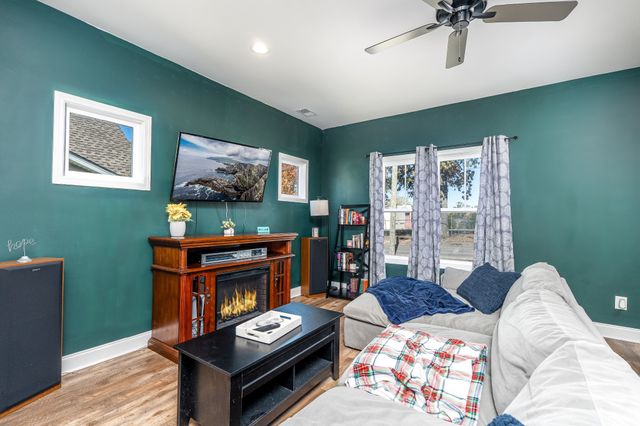 301 22nd Avenue, E, Springfield, TN 37172