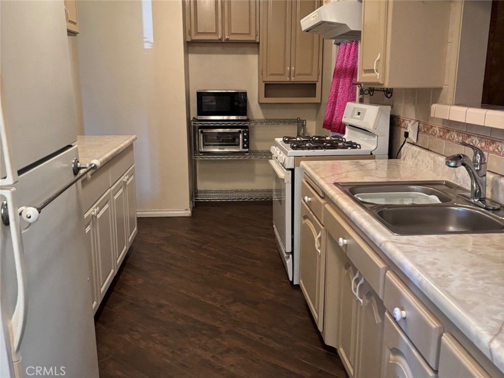 9045 Borson Street, Downey, CA 90242 — photo 3