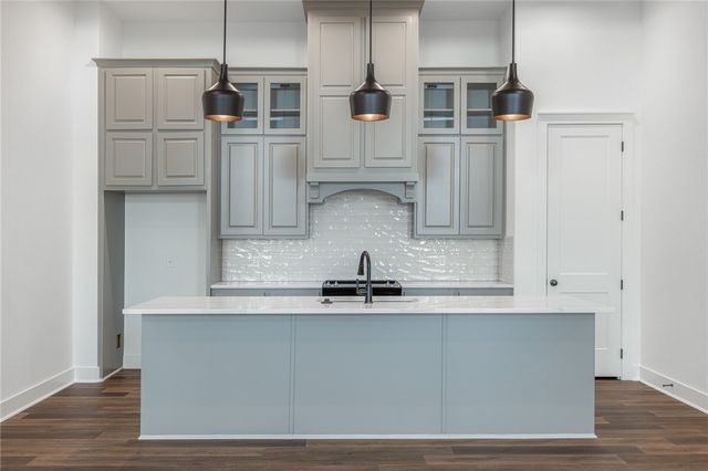 5041 Mooney Falls Drive, Bryan, TX 77802