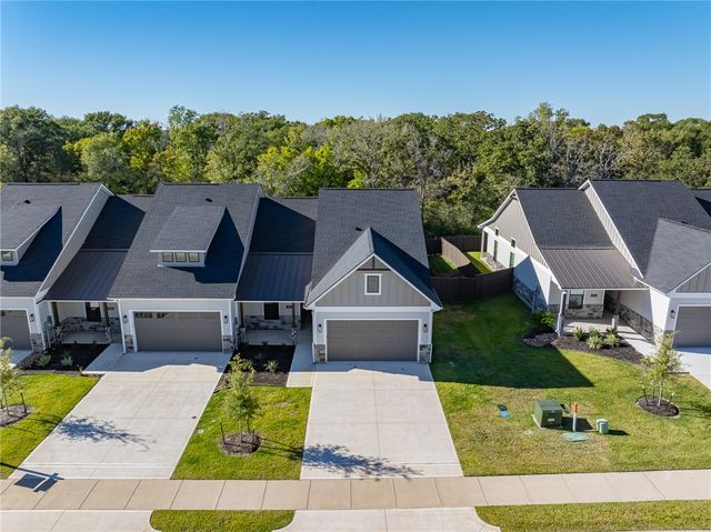 5041 Mooney Falls Drive, Bryan, TX 77802