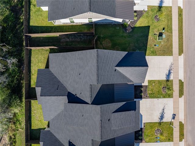 5041 Mooney Falls Drive, Bryan, TX 77802