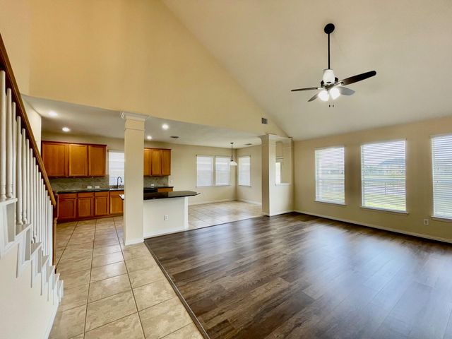 823 Aqua Vista, Richmond, TX 77469