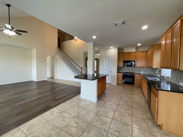 823 Aqua Vista, Richmond, TX 77469