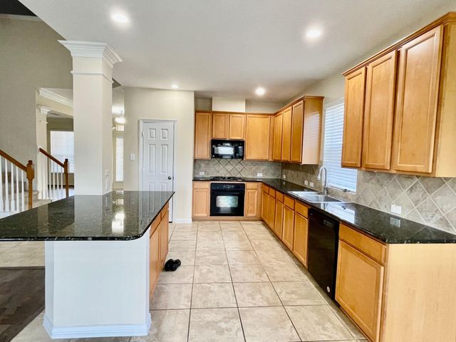823 Aqua Vista, Richmond, TX 77469