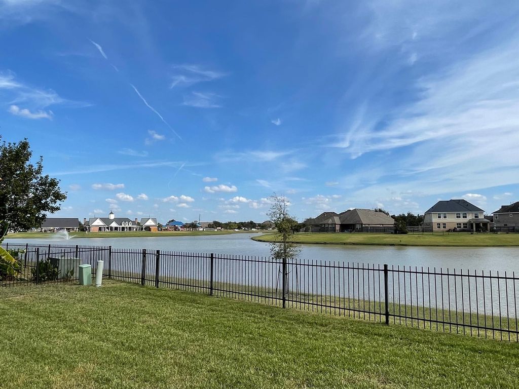 823 Aqua Vista, Richmond, TX 77469