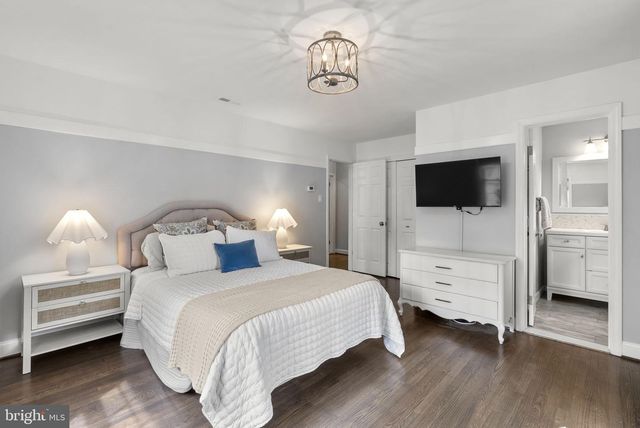 9006 CRESTLEIGH RD, Ellicott City, MD 21042