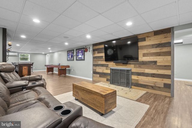 9006 CRESTLEIGH RD, Ellicott City, MD 21042