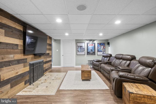 9006 CRESTLEIGH RD, Ellicott City, MD 21042