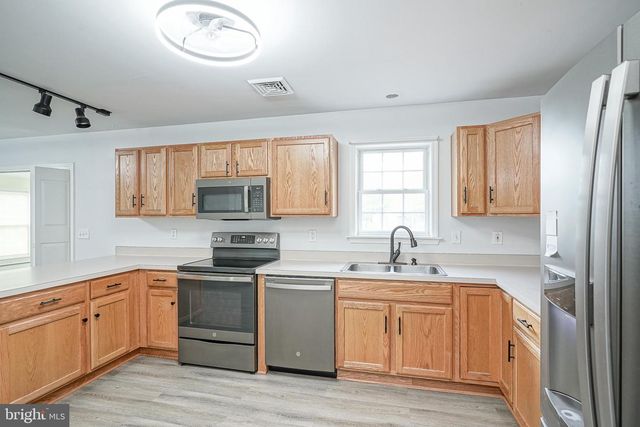 167 WATSONS MILL RD, Elmer, NJ 08318