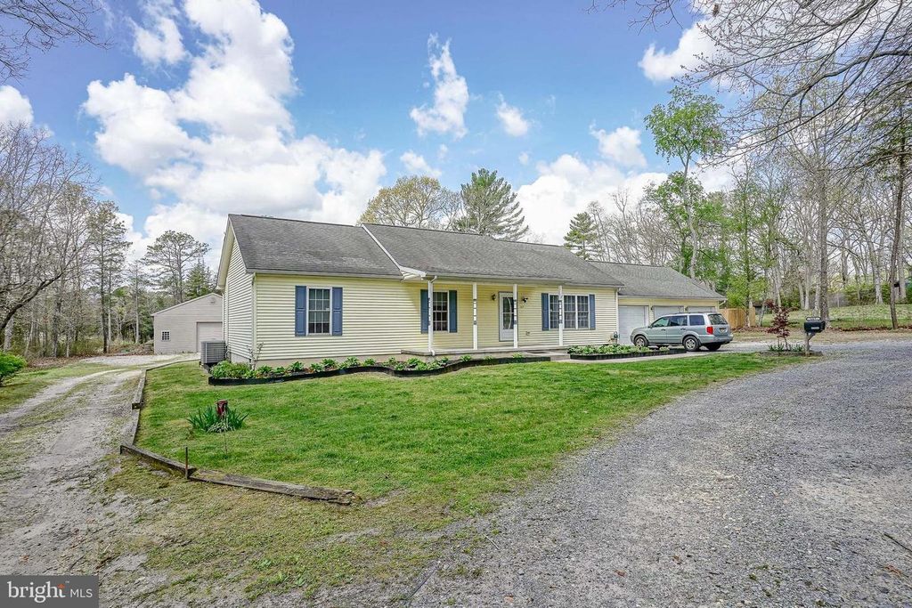 167 WATSONS MILL RD, Elmer, NJ 08318