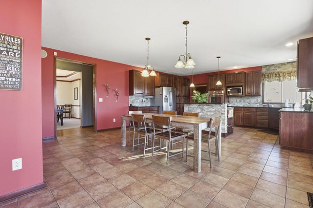 8921 Laurel Way, Pickerington, OH 43147