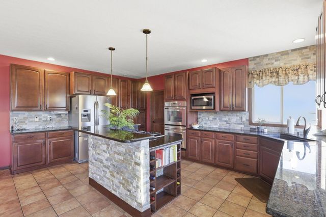8921 Laurel Way, Pickerington, OH 43147