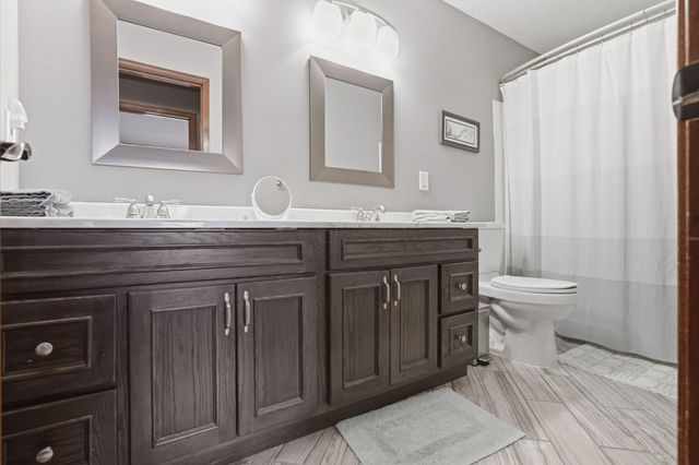 8921 Laurel Way, Pickerington, OH 43147