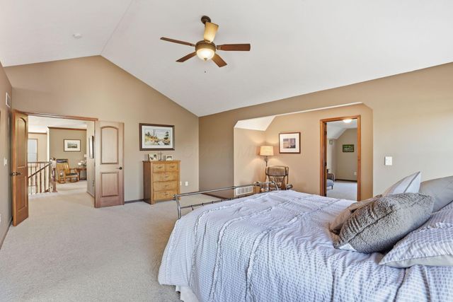 8921 Laurel Way, Pickerington, OH 43147