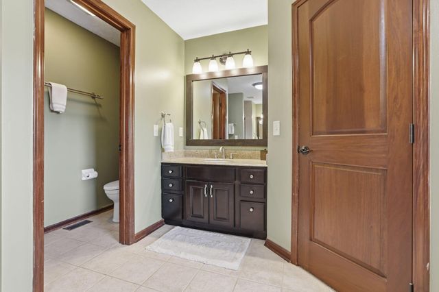 8921 Laurel Way, Pickerington, OH 43147