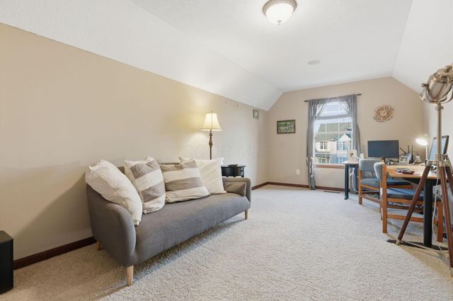 8921 Laurel Way, Pickerington, OH 43147