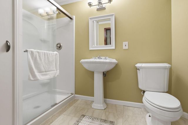 8921 Laurel Way, Pickerington, OH 43147