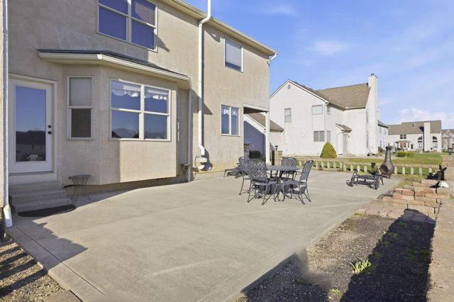 8921 Laurel Way, Pickerington, OH 43147