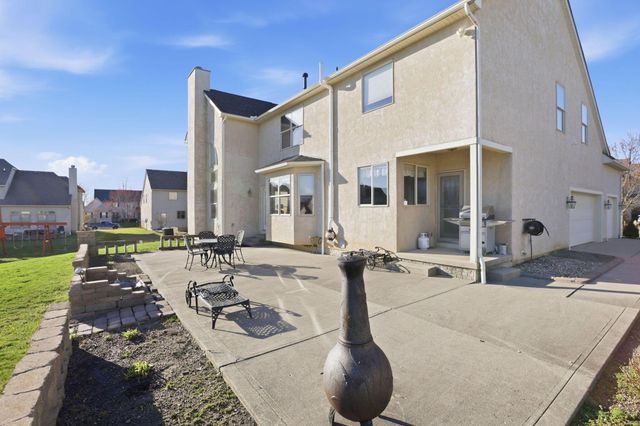 8921 Laurel Way, Pickerington, OH 43147