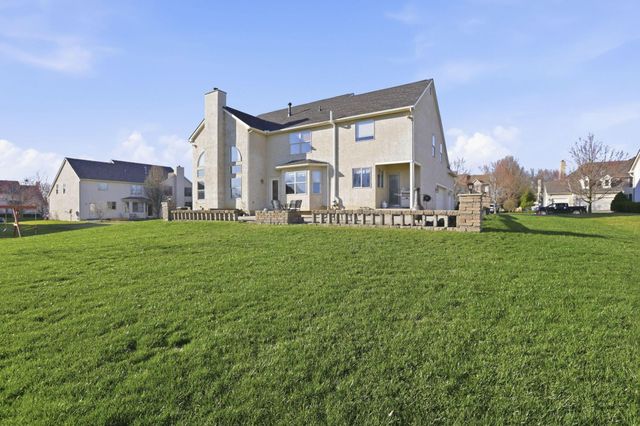 8921 Laurel Way, Pickerington, OH 43147