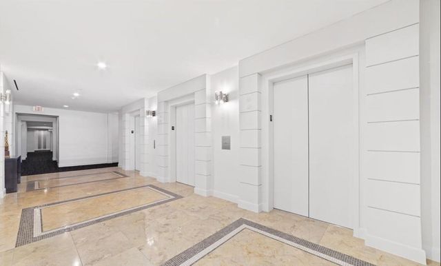 3333 Allen Pkwy 1506, Houston, TX 77019