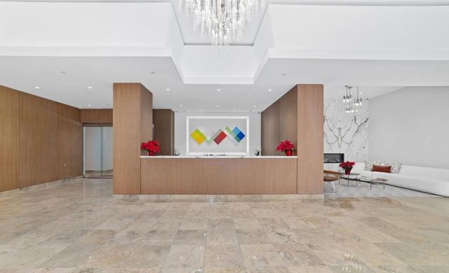 3333 Allen Pkwy 1506, Houston, TX 77019