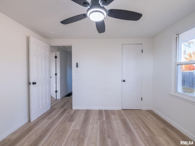 208 ELMHURST Avenue, Washington, IL 61570