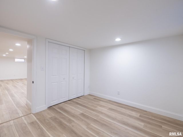 208 ELMHURST Avenue, Washington, IL 61570