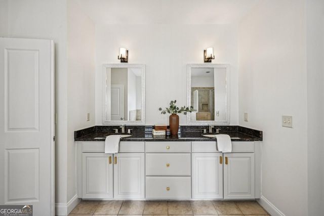 5030 Habersham Hills Drive, Suwanee, GA 30024