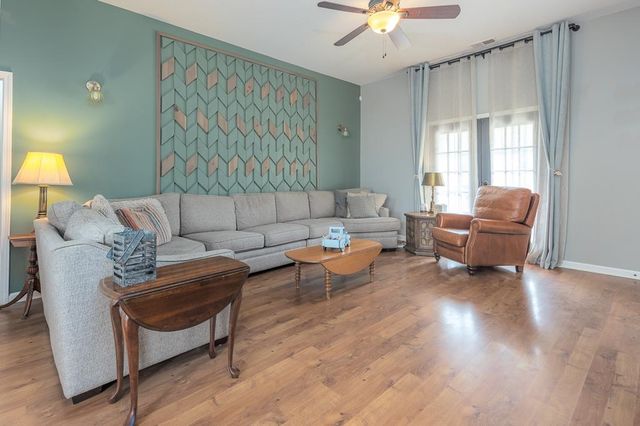 11905 COUNTRY VALLEY CV, Arlington, TN 38002