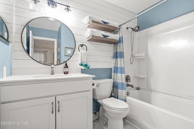 790 New River Inlet Road Unit 202b, Sneads Ferry, NC 28460