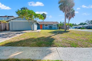 6801 DICKINSON COURT, Tampa, FL 33634