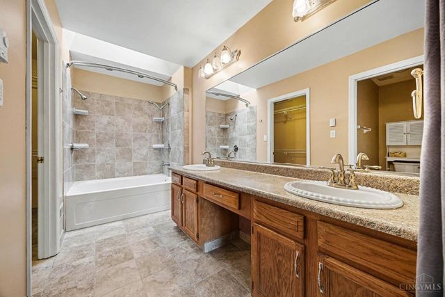 7491 Keehner Court, West Chester, OH 45069