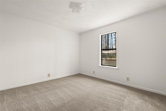 70 Lindsey Lake Drive, Dallas, GA 30157